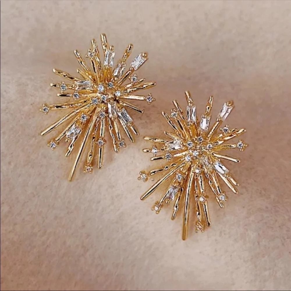 Gold Plated Firework 14k Simulated Diamond Earring - Picture 8 of 11